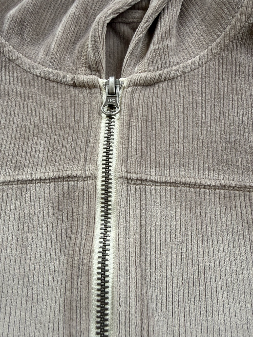 VUORI Haven Half Zip Like New - Picture 4 of 7